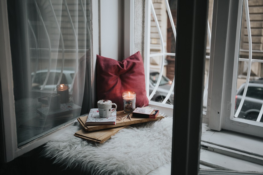 4 Ways to Make Your Home Feel Cozy This Fall
