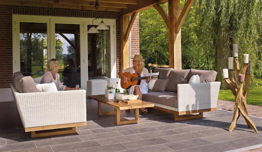 Choosing the Right Tiles for Your Patio